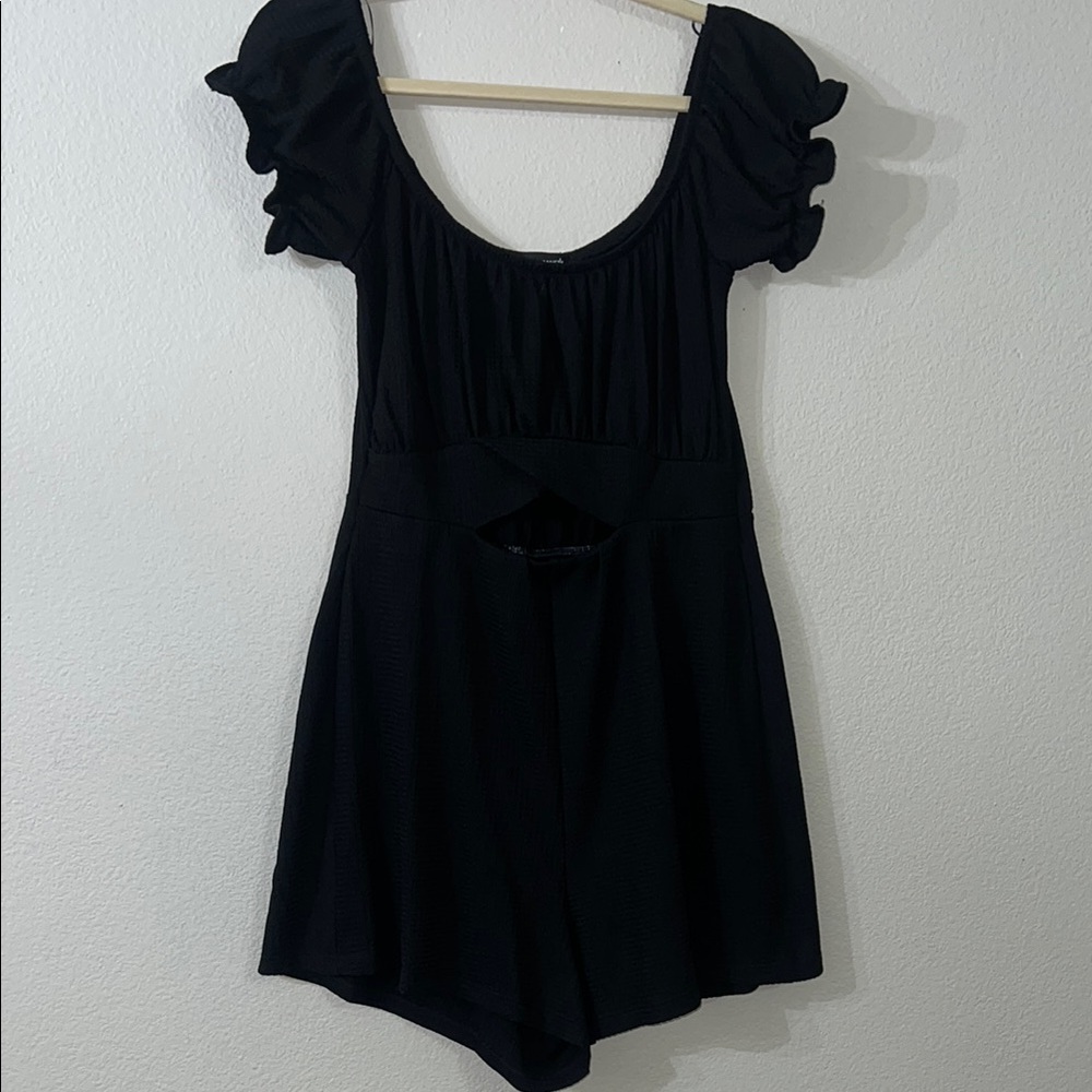 Streetwear Society Black Romper size xl NWOT